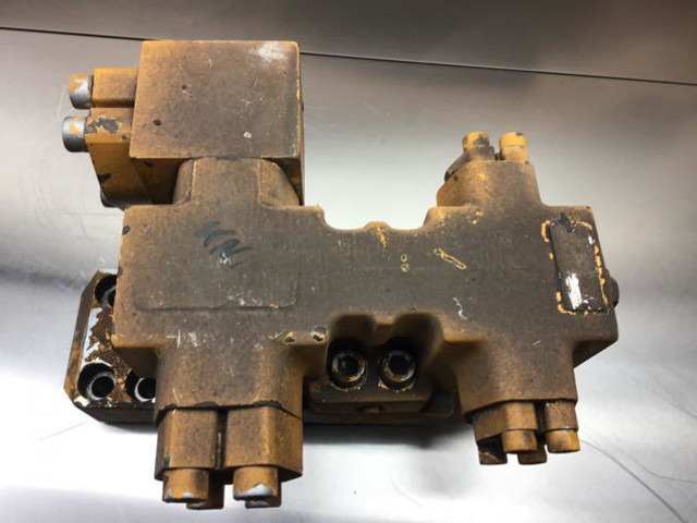 Liebherr Safety Valve - Idraulica: foto 5 Liebherr Safety Valve - Idraulica: foto 5