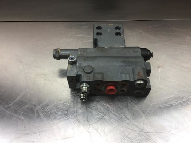 Liebherr Safety Valve - Valvola: foto 2 Liebherr Safety Valve - Valvola: foto 2