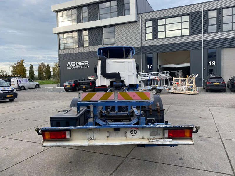 DAF CF 75.310 / Manual / Euro 3 - Autocarro telaio: foto 5 DAF CF 75.310 / Manual / Euro 3 - Autocarro telaio: foto 5