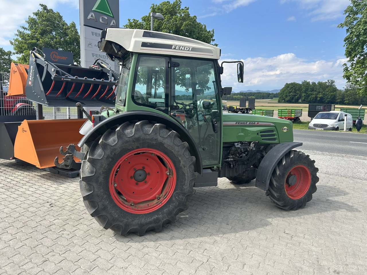 Fendt Farmer 208 PA - Trattore: foto 2 Fendt Farmer 208 PA - Trattore: foto 2