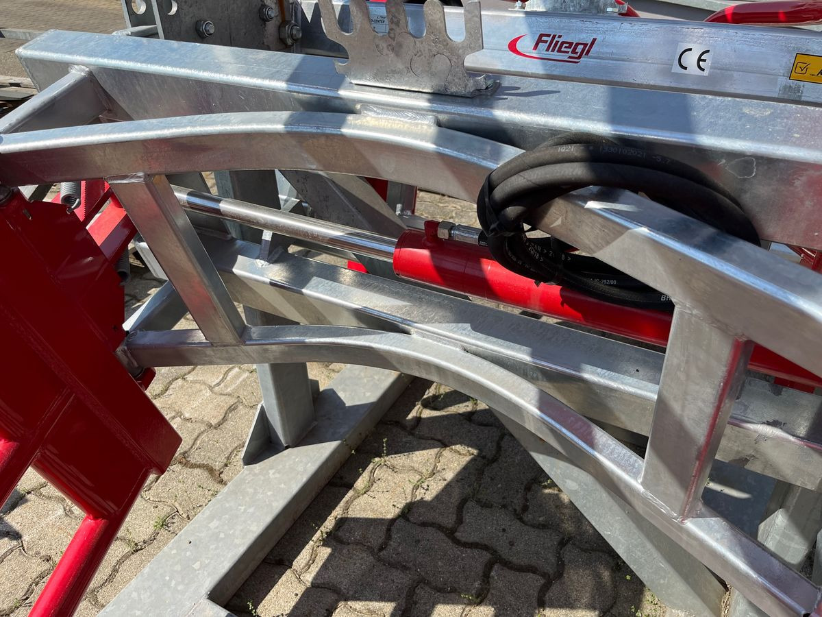Fliegl Profi Combi - Pinza per Macchina agricola: foto 3 Fliegl Profi Combi - Pinza per Macchina agricola: foto 3