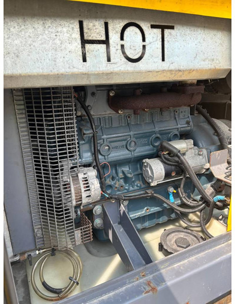 Leasing di Atlas-Copco QAS 30 ST3 Atlas-Copco QAS 30 ST3: foto 13