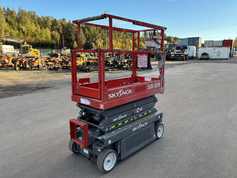 Skyjack SJ III 3219 - Piattaforma a pantografo: foto 4 Skyjack SJ III 3219 - Piattaforma a pantografo: foto 4