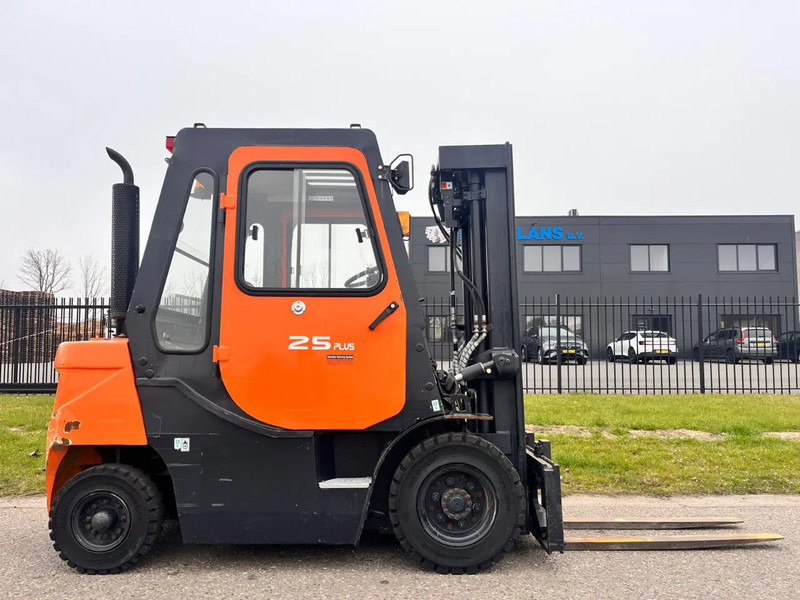 Doosan D25G PLUS - Carrello elevatore: foto 1 Doosan D25G PLUS - Carrello elevatore: foto 1