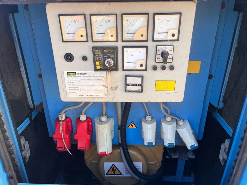 John Deere Stamford 42.5 kVA - Gruppo elettrogeno: foto 3 John Deere Stamford 42.5 kVA - Gruppo elettrogeno: foto 3