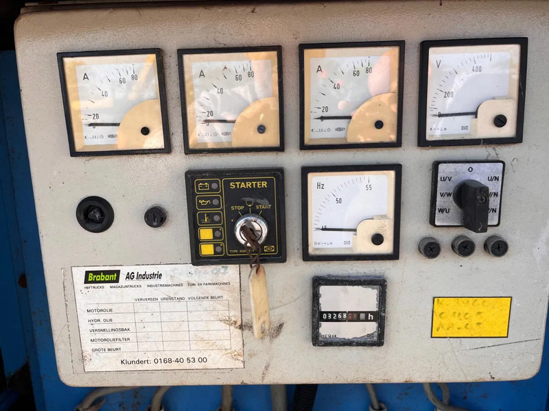 John Deere Stamford 42.5 kVA - Gruppo elettrogeno: foto 4 John Deere Stamford 42.5 kVA - Gruppo elettrogeno: foto 4