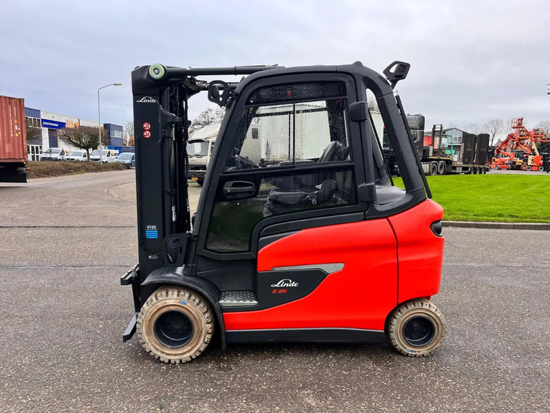 Linde E35HL-01 - Carrello elevatore elettrico: foto 2 Linde E35HL-01 - Carrello elevatore elettrico: foto 2