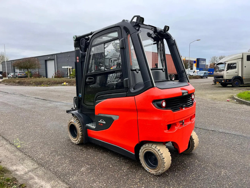 Linde E35HL-01 - Carrello elevatore elettrico: foto 5 Linde E35HL-01 - Carrello elevatore elettrico: foto 5
