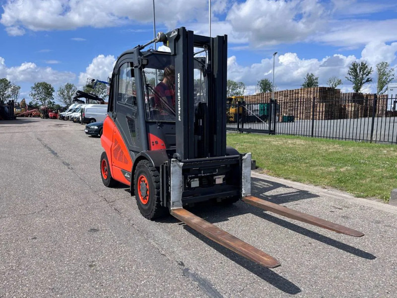Linde H50T-02 - Carrello elevatore a gas: foto 3 Linde H50T-02 - Carrello elevatore a gas: foto 3
