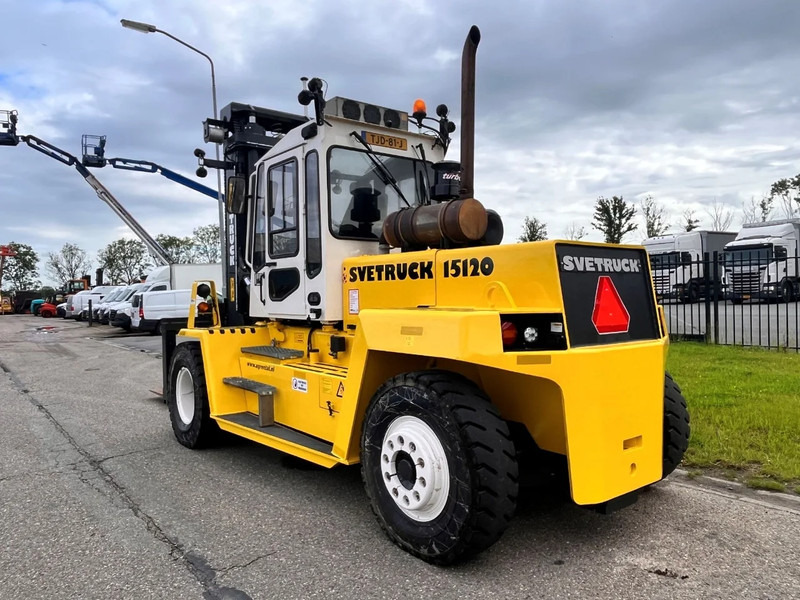 Svetruck 15 120 - Carrello elevatore diesel: foto 5 Svetruck 15 120 - Carrello elevatore diesel: foto 5