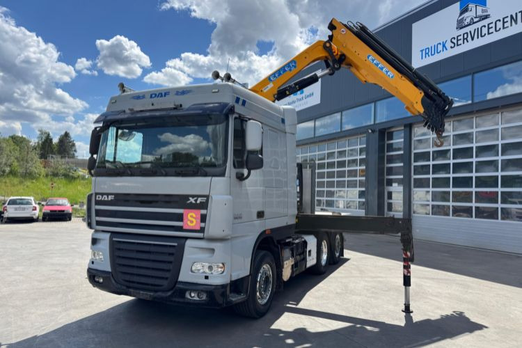 DAF XF510 Effer 255-5 6x2 SZM/Pritsche - Camion con gru: foto 1 DAF XF510 Effer 255-5 6x2 SZM/Pritsche - Camion con gru: foto 1