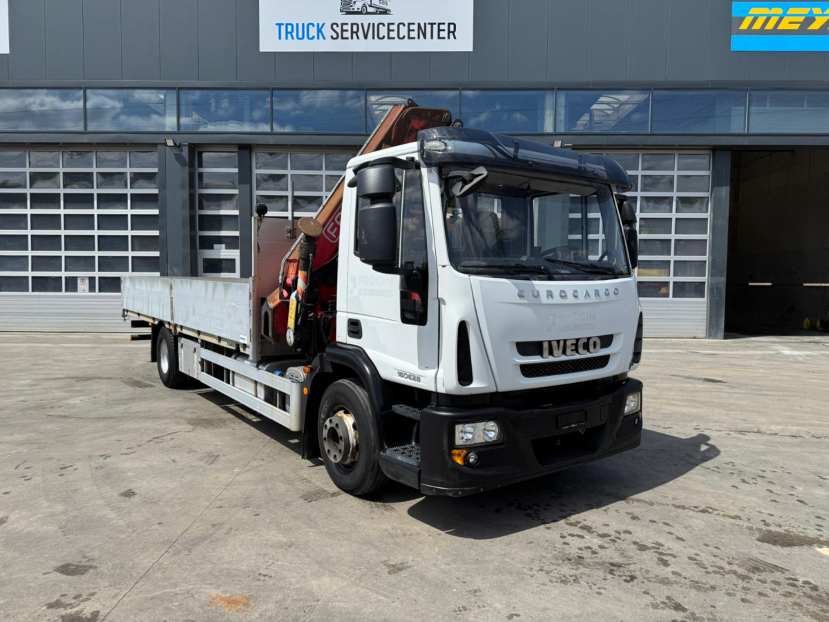 IVECO Eurocargo 160E28 Fassi 135-4 - Camion con gru: foto 3 IVECO Eurocargo 160E28 Fassi 135-4 - Camion con gru: foto 3