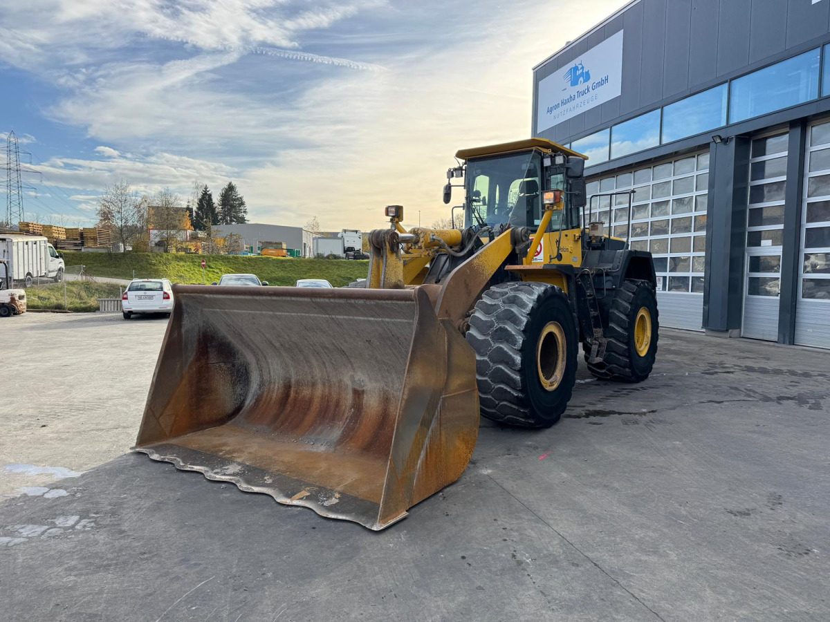 KOMATSU WA480-6 - Pala gommata: foto 1 KOMATSU WA480-6 - Pala gommata: foto 1