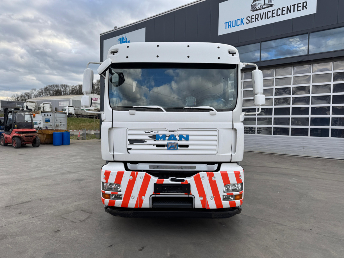 MAN TGA 26.440 6x2 PK16502-4 - Camion con gru: foto 3 MAN TGA 26.440 6x2 PK16502-4 - Camion con gru: foto 3