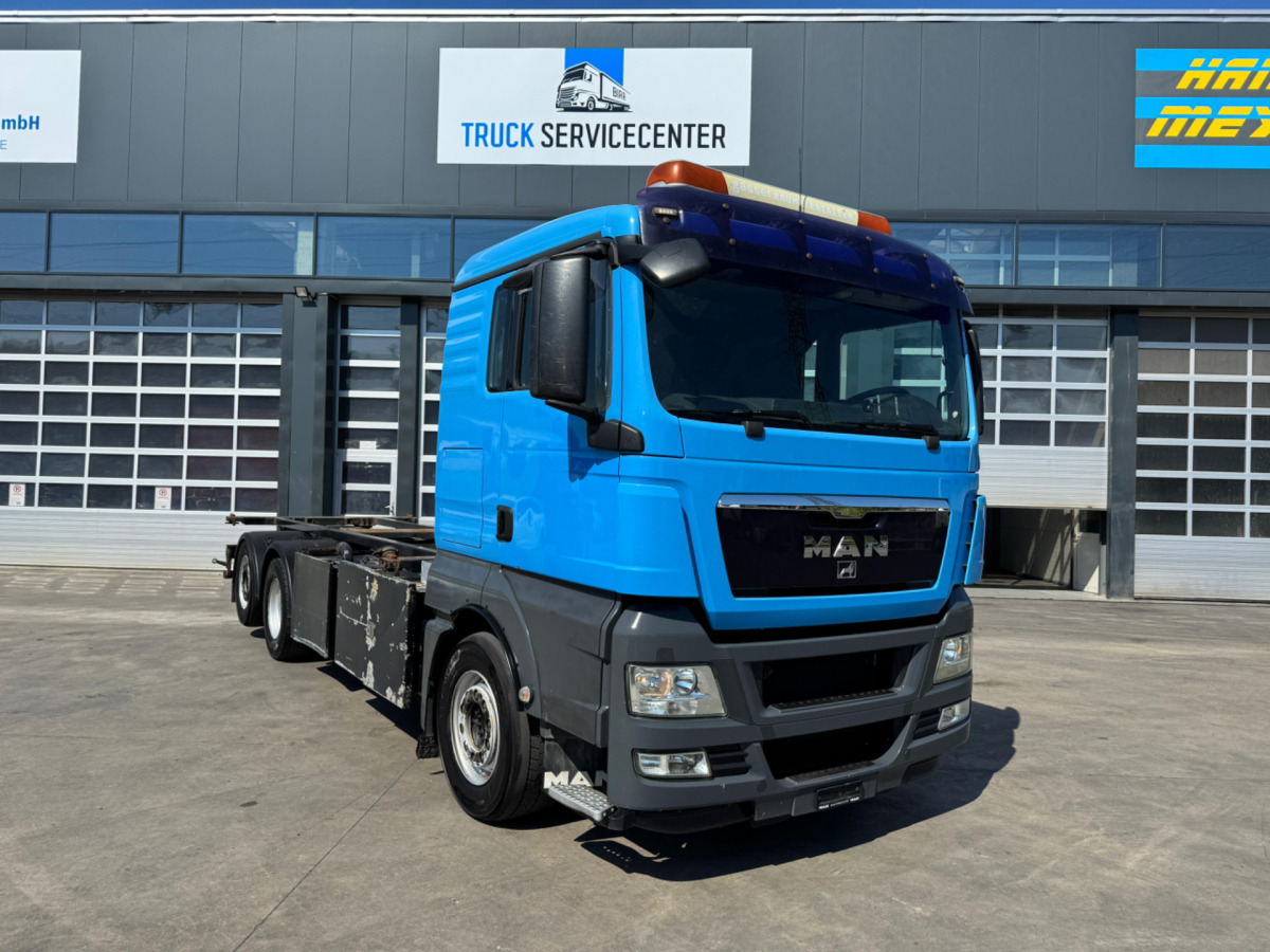 MAN TGX 26.480 6x2 Kompressor - Autocarro portacontainer/ Caisse interchangeable: foto 3 MAN TGX 26.480 6x2 Kompressor - Autocarro portacontainer/ Caisse interchangeable: foto 3