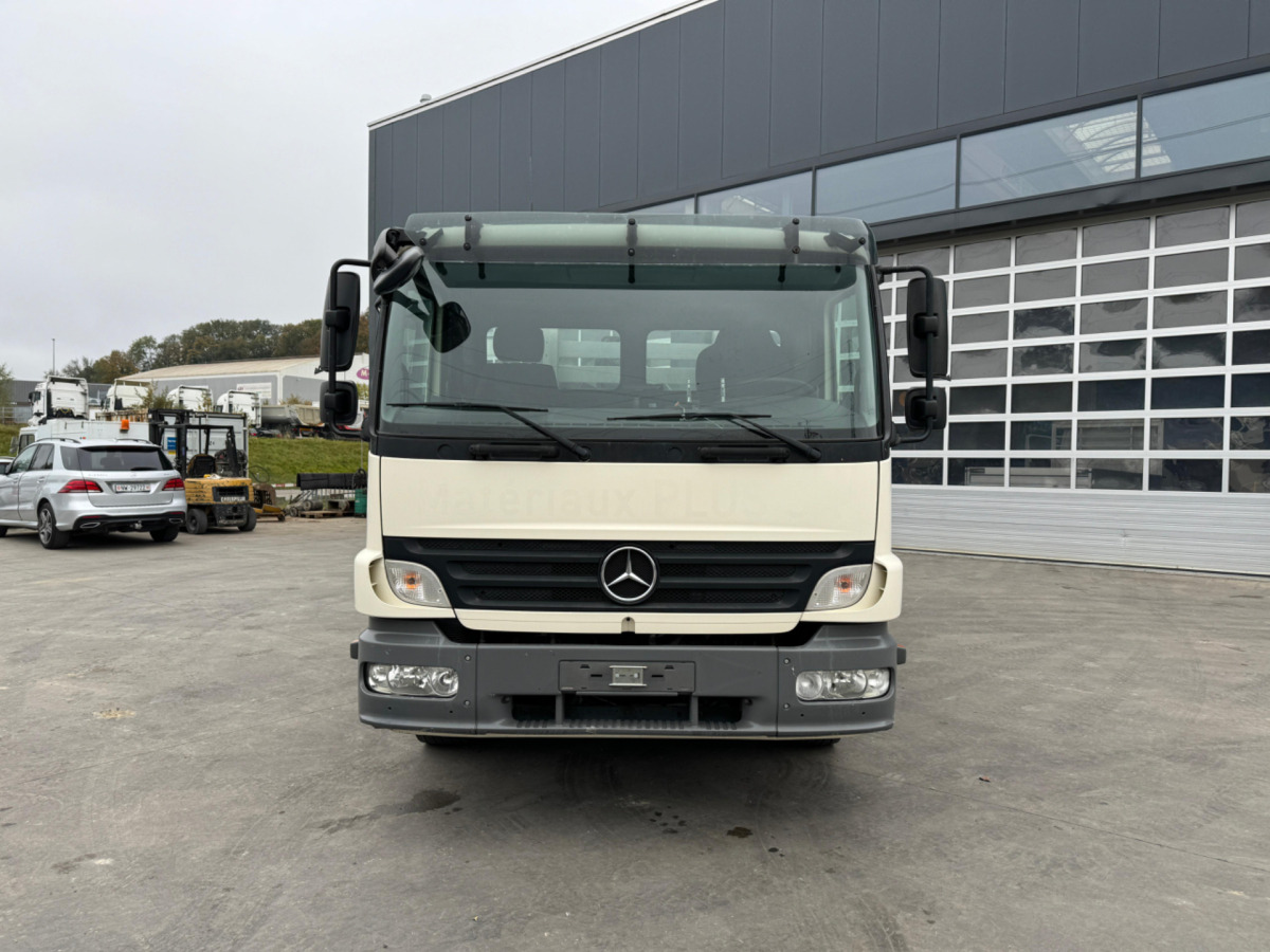 MERCEDES Atego 1329 4x2 Hiab 088-2 - Autocarro ribaltabile, Camion con gru: foto 3 MERCEDES Atego 1329 4x2 Hiab 088-2 - Autocarro ribaltabile, Camion con gru: foto 3