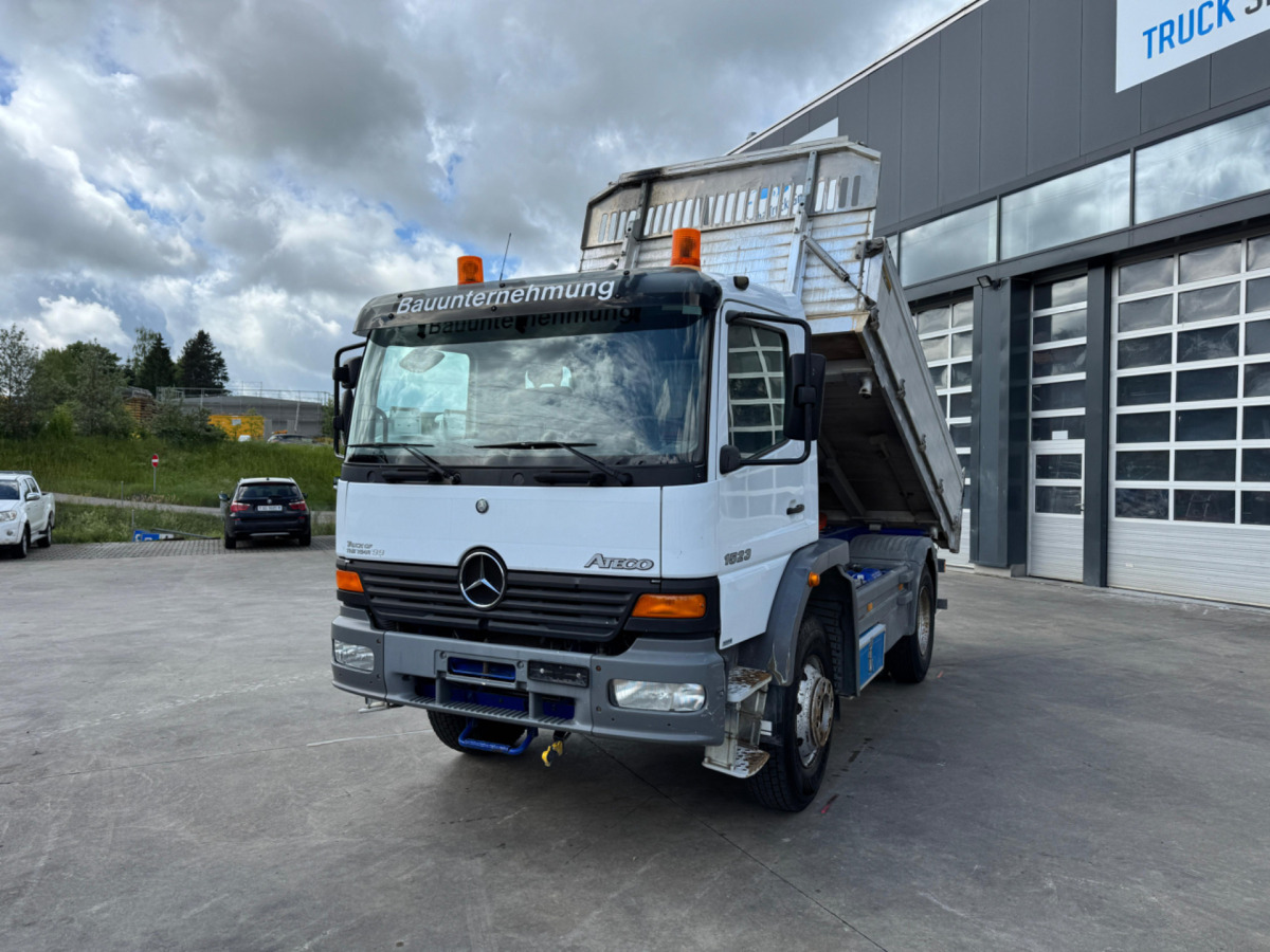 MERCEDES Atego 1523 4x4 3S Kipper - Autocarro ribaltabile: foto 1 MERCEDES Atego 1523 4x4 3S Kipper - Autocarro ribaltabile: foto 1