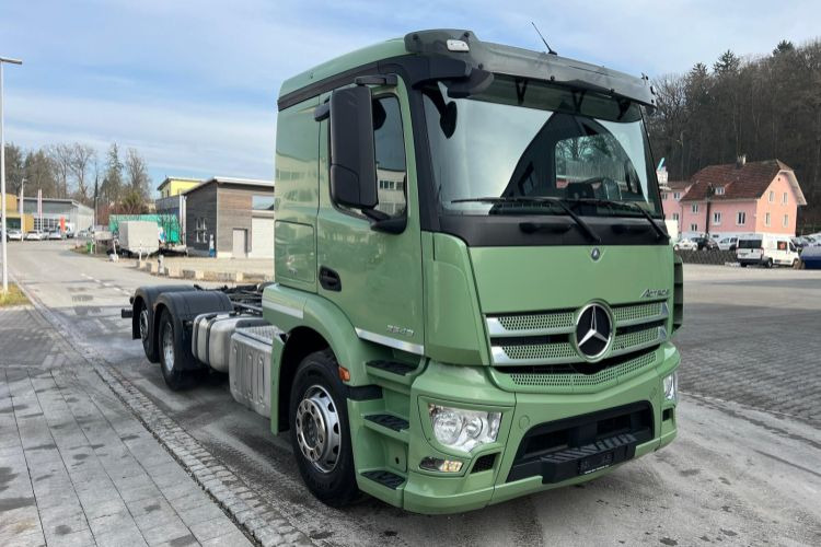 Mercedes-Benz Actros 2543 6x2 - Autocarro telaio: foto 4 Mercedes-Benz Actros 2543 6x2 - Autocarro telaio: foto 4