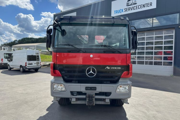 Mercedes-Benz Actros 2646 6x4/4 Fassi 275-8 Kipper - Camion con gru: foto 4 Mercedes-Benz Actros 2646 6x4/4 Fassi 275-8 Kipper - Camion con gru: foto 4