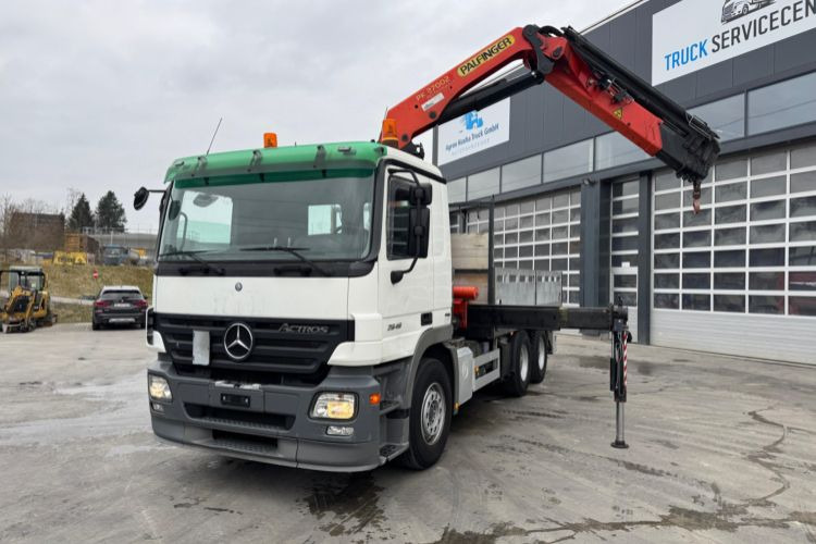 Mercedes-Benz Actros 2646 6x4 PK27002-5 - Camion con gru: foto 1 Mercedes-Benz Actros 2646 6x4 PK27002-5 - Camion con gru: foto 1