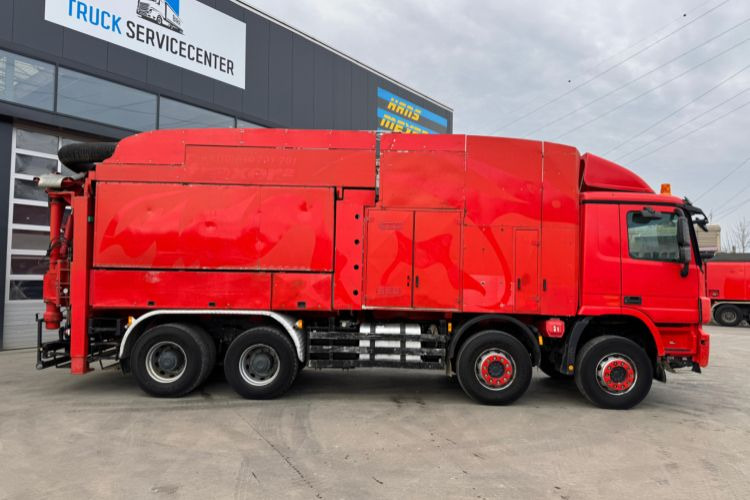 Mercedes-Benz Actros 4144 8x4 MTS Saugbagger - Autospurgo: foto 4 Mercedes-Benz Actros 4144 8x4 MTS Saugbagger - Autospurgo: foto 4
