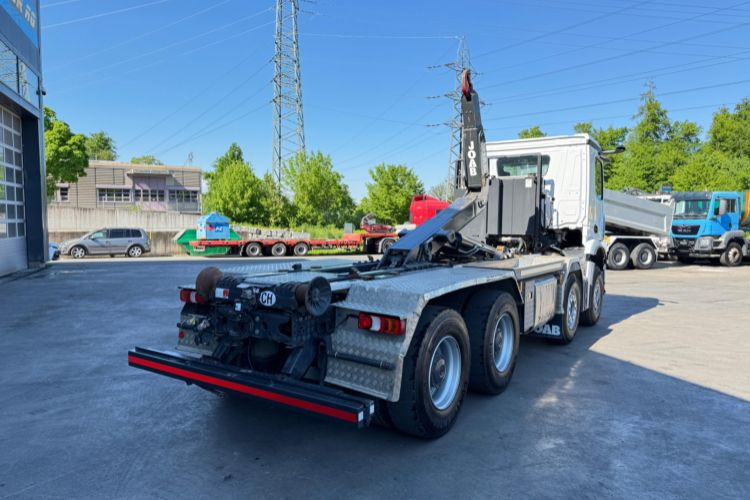 Mercedes-Benz Arocs 3251 8x4 - Autocarro scarrabile: foto 5 Mercedes-Benz Arocs 3251 8x4 - Autocarro scarrabile: foto 5