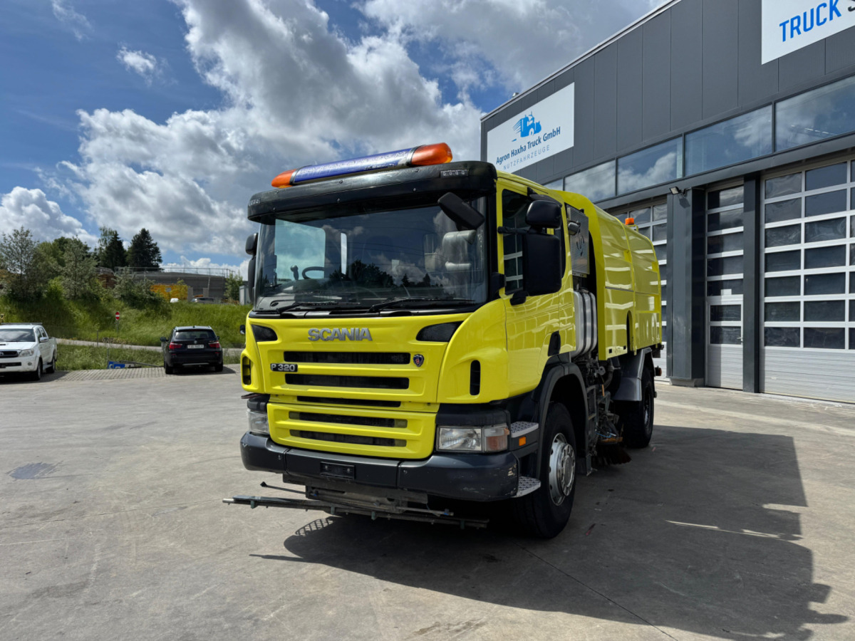 SCANIA P320 4x2 Val-Air Kehrmaschine - Spazzatrice stradale: foto 1 SCANIA P320 4x2 Val-Air Kehrmaschine - Spazzatrice stradale: foto 1