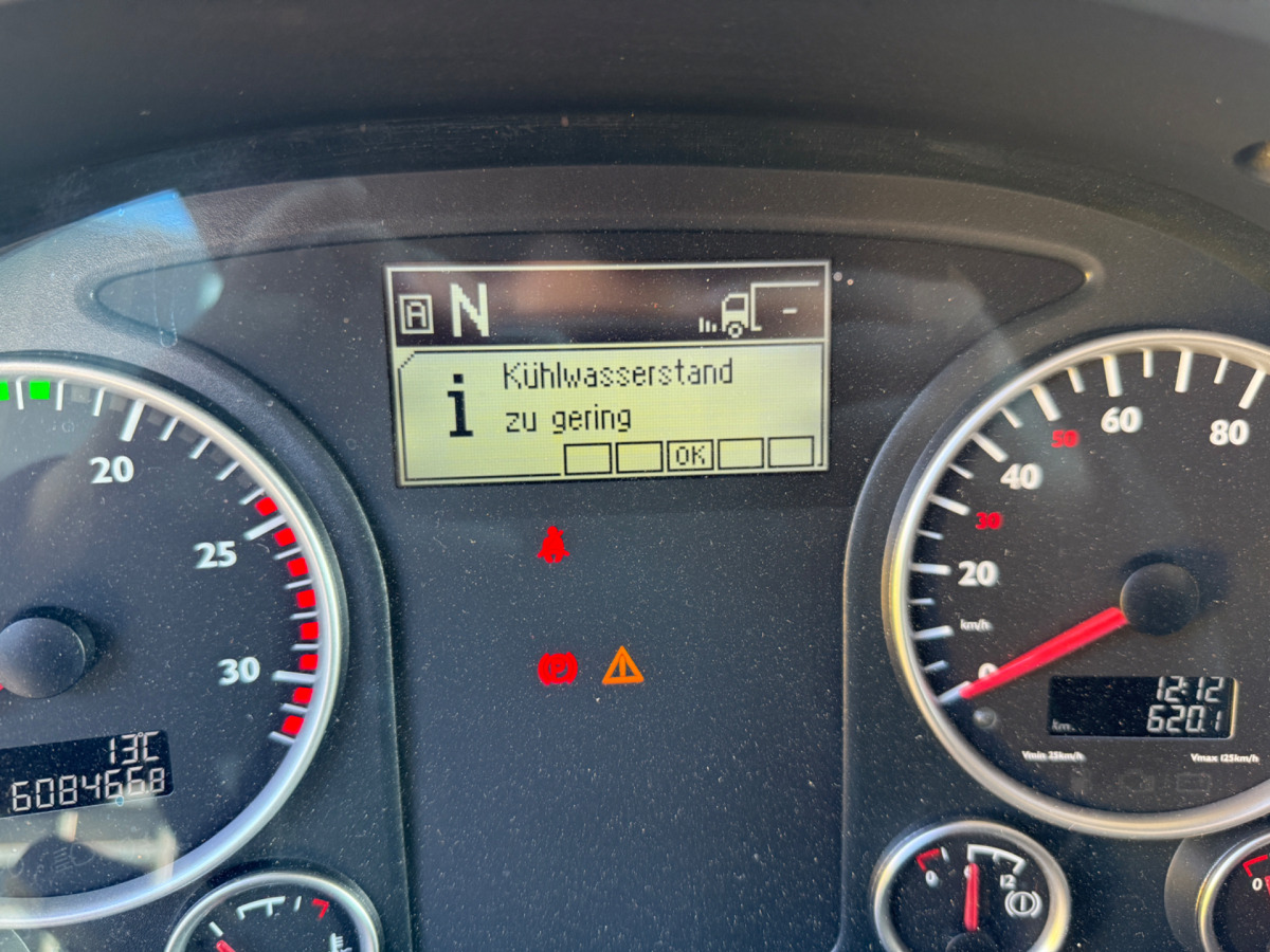 Trattore stradale MAN TGX 18.500 4x2 (Engine defect): foto 14 Trattore stradale MAN TGX 18.500 4x2 (Engine defect): foto 14