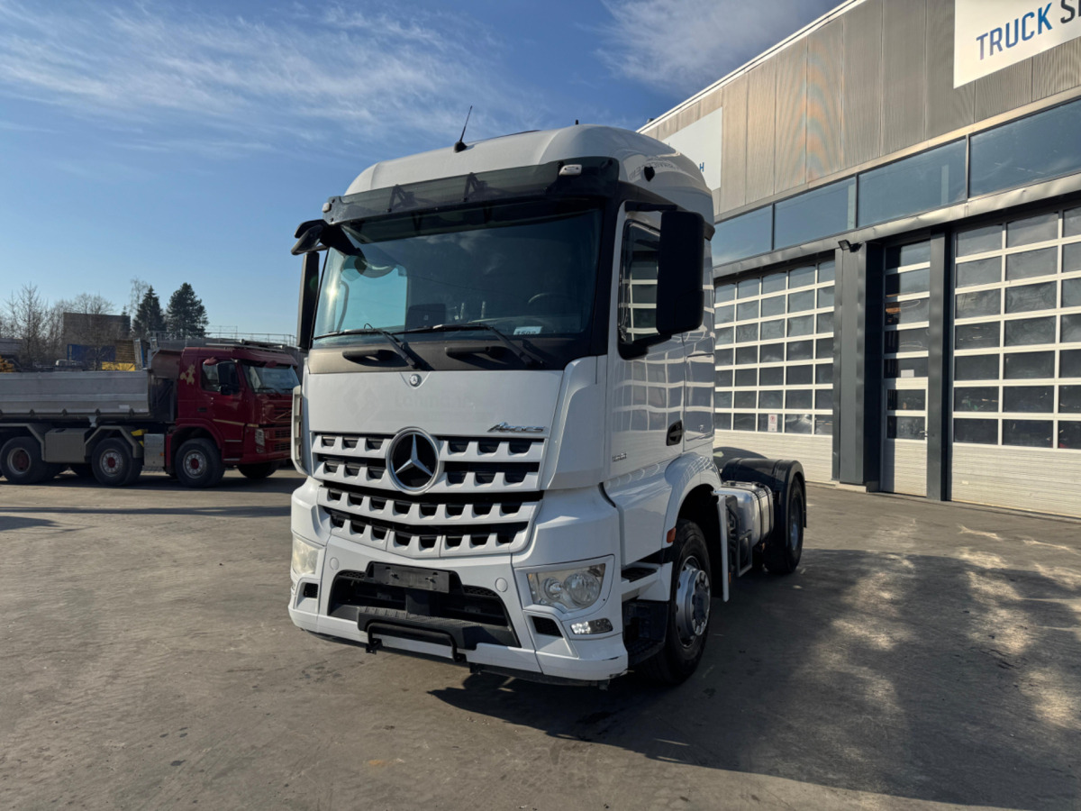 MERCEDES Arocs 1851 4x4H Kipphydraulik - Trattore stradale: foto 1 MERCEDES Arocs 1851 4x4H Kipphydraulik - Trattore stradale: foto 1