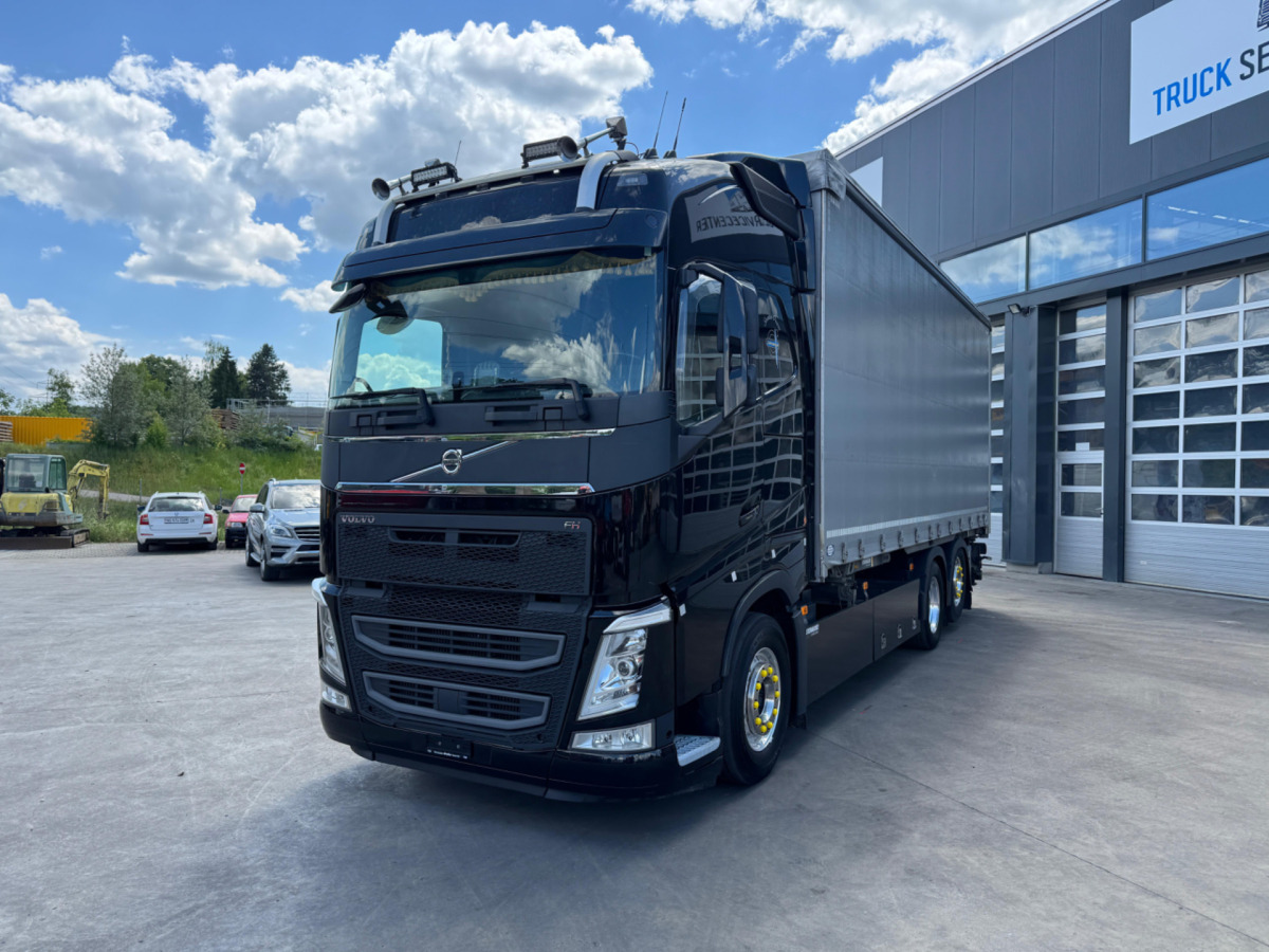 VOLVO FH-540 6x2 - Camion centinato: foto 1 VOLVO FH-540 6x2 - Camion centinato: foto 1
