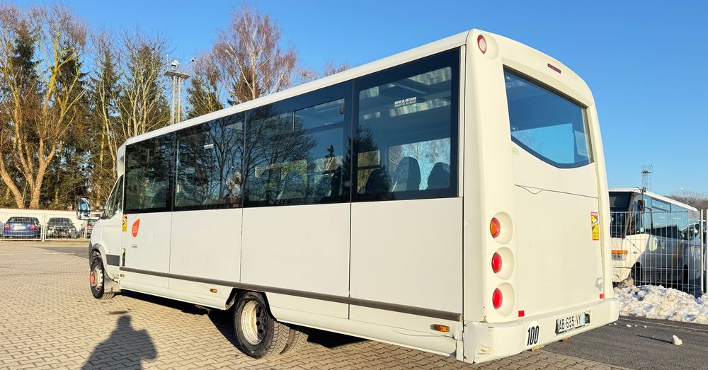 Iveco Aptineo / mała klima / 28 miejsc / winda / CENA: 67500 zł netto - Minibus, Pulmino: foto 4 Iveco Aptineo / mała klima / 28 miejsc / winda / CENA: 67500 zł netto - Minibus, Pulmino: foto 4