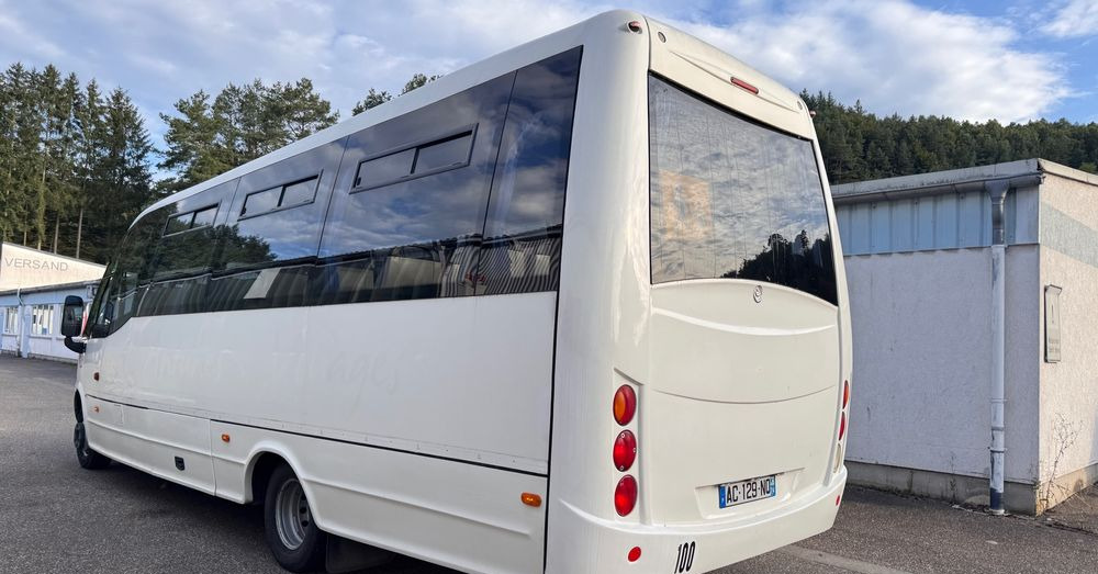 Iveco Wing /34 miejsca /mały przebieg /Cena:109000 zł netto - Minibus, Pulmino: foto 3 Iveco Wing /34 miejsca /mały przebieg /Cena:109000 zł netto - Minibus, Pulmino: foto 3