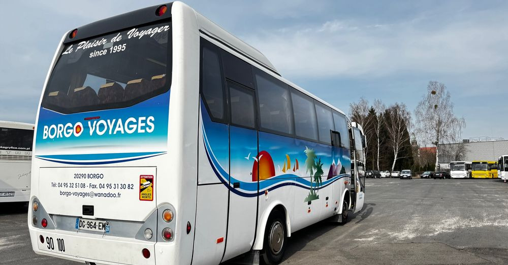 Temsa Opalin 9 / silnik MAN / KLIMA !!! / 39 miejsc / mały przebieg !!! / Cena 114000 zł netto - Pullman: foto 3 Temsa Opalin 9 / silnik MAN / KLIMA !!! / 39 miejsc / mały przebieg !!! / Cena 114000 zł netto - Pullman: foto 3