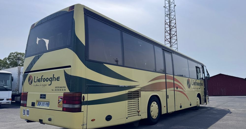 Van Hool T915 TL / MAN - silnik/ euro 4/ Klima / 61 miejsc / Cena:89000 zł netto - Autobus extraurbano: foto 3 Van Hool T915 TL / MAN - silnik/ euro 4/ Klima / 61 miejsc / Cena:89000 zł netto - Autobus extraurbano: foto 3
