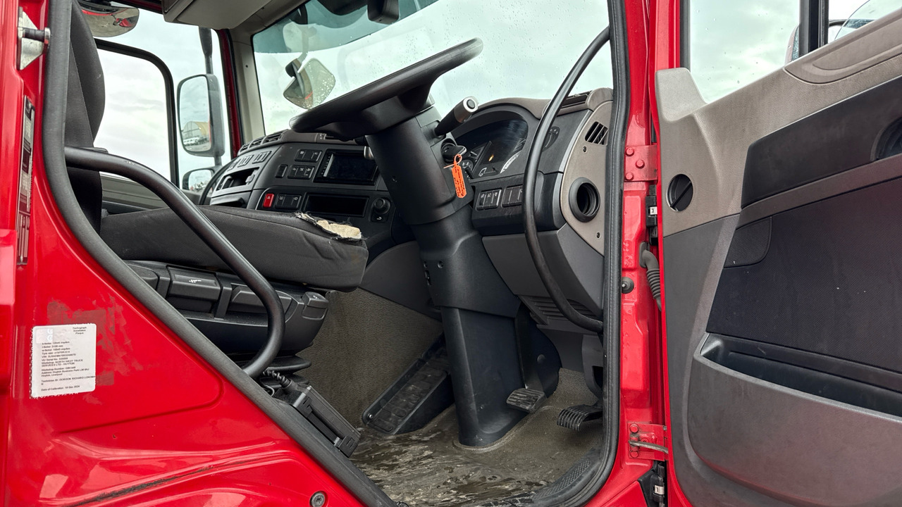 DAF CF 320 - Autocarro con pianale/ Cassone fisso: foto 5 DAF CF 320 - Autocarro con pianale/ Cassone fisso: foto 5