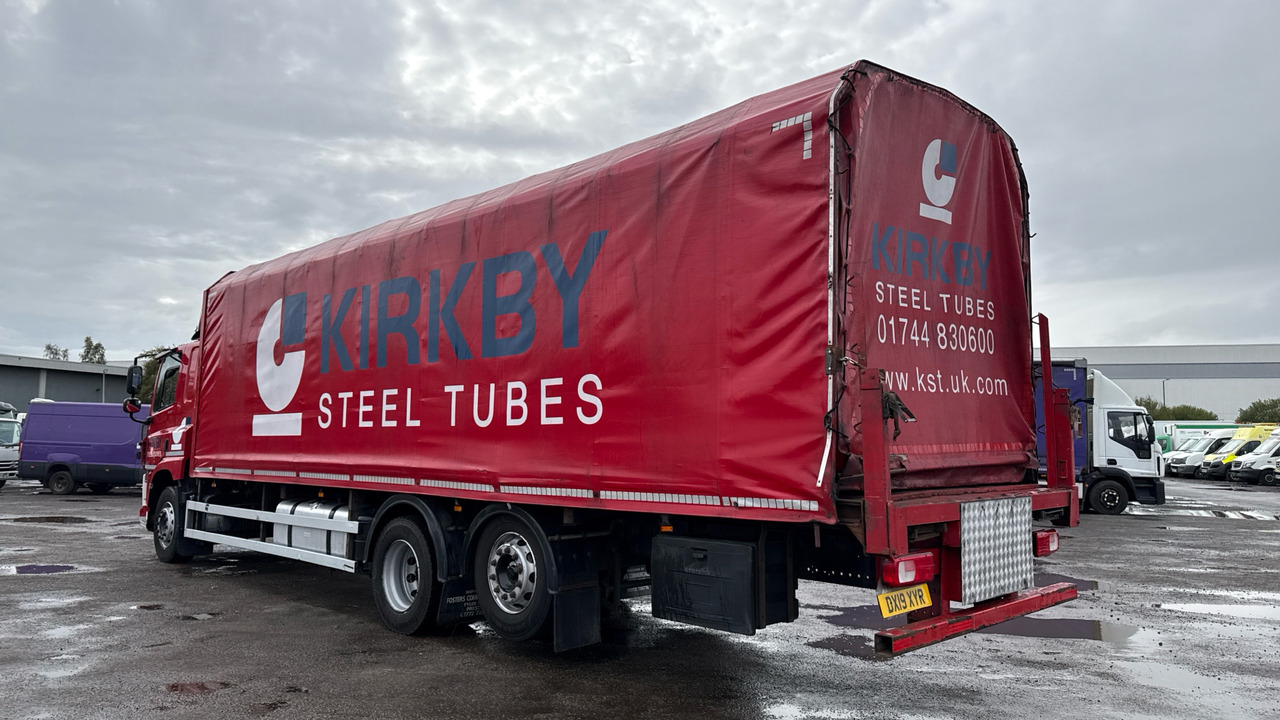 DAF CF 320 - Autocarro con pianale/ Cassone fisso: foto 3 DAF CF 320 - Autocarro con pianale/ Cassone fisso: foto 3