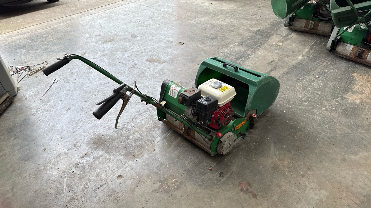 DENNIS FT20 PEDESTRIAN CYLINDER MOWER WITH GRASS BOX - Tagliaerba: foto 1 DENNIS FT20 PEDESTRIAN CYLINDER MOWER WITH GRASS BOX - Tagliaerba: foto 1