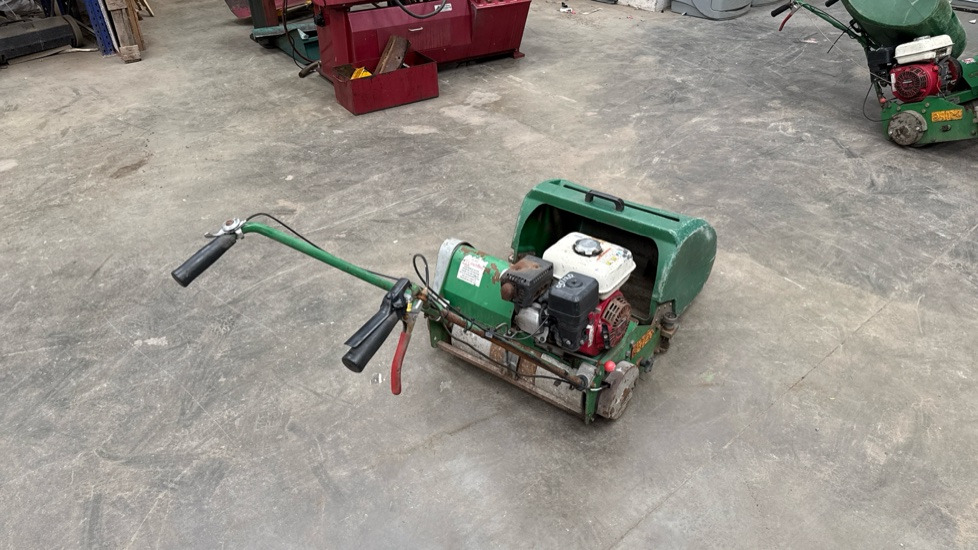 DENNIS FT510 PEDESTRIAN CYLINDER MOWER WITH 5K UNIT AND GRASS BOX - Tagliaerba: foto 1 DENNIS FT510 PEDESTRIAN CYLINDER MOWER WITH 5K UNIT AND GRASS BOX - Tagliaerba: foto 1