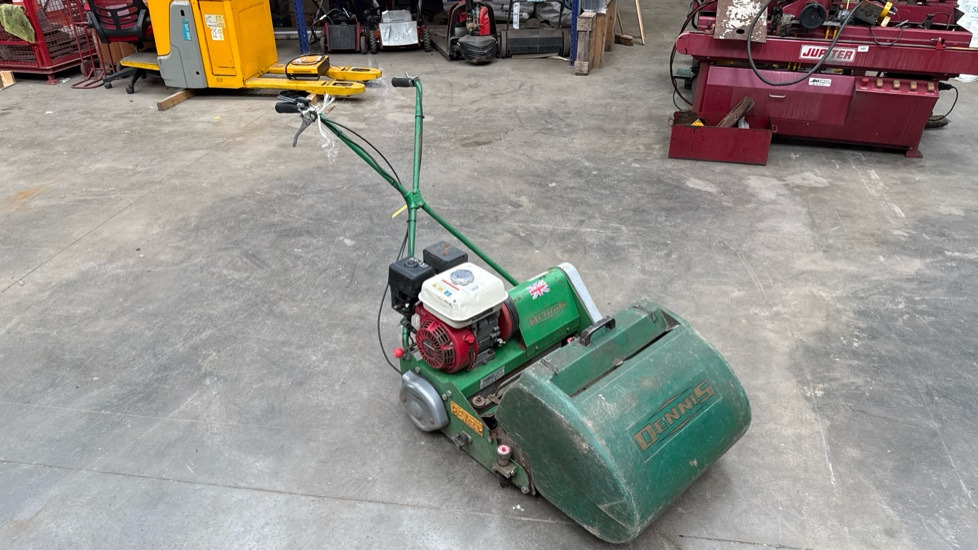 DENNIS FT510 PEDESTRIAN CYLINDER MOWER WITH 5K UNIT AND GRASS BOX - Tagliaerba: foto 1 DENNIS FT510 PEDESTRIAN CYLINDER MOWER WITH 5K UNIT AND GRASS BOX - Tagliaerba: foto 1