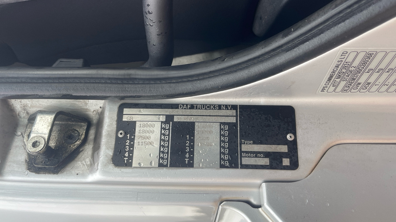 Camion centinato Daf CF 260: foto 12 Camion centinato Daf CF 260: foto 12