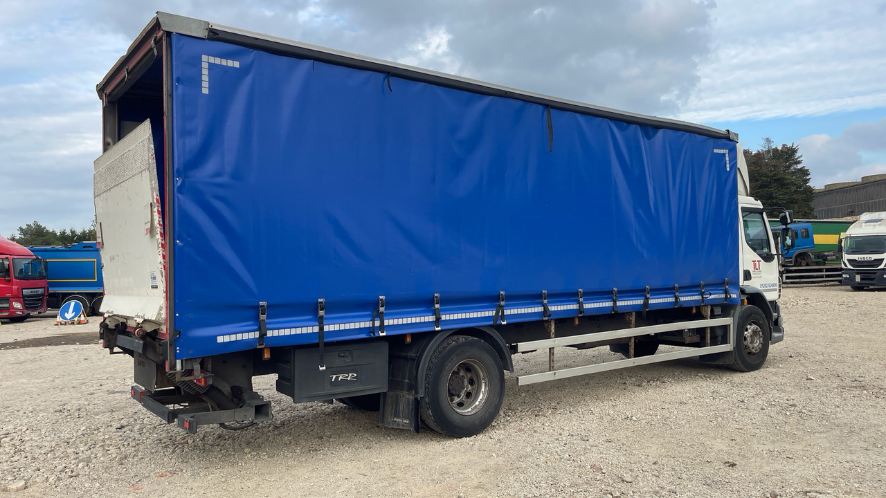Daf LF 55.220 - Camion centinato: foto 4 Daf LF 55.220 - Camion centinato: foto 4
