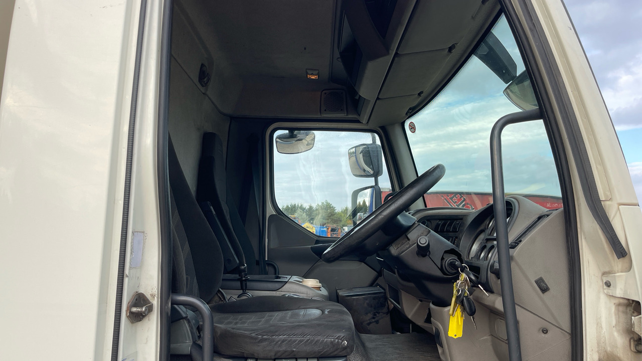 Daf LF 55.220 - Camion centinato: foto 5 Daf LF 55.220 - Camion centinato: foto 5