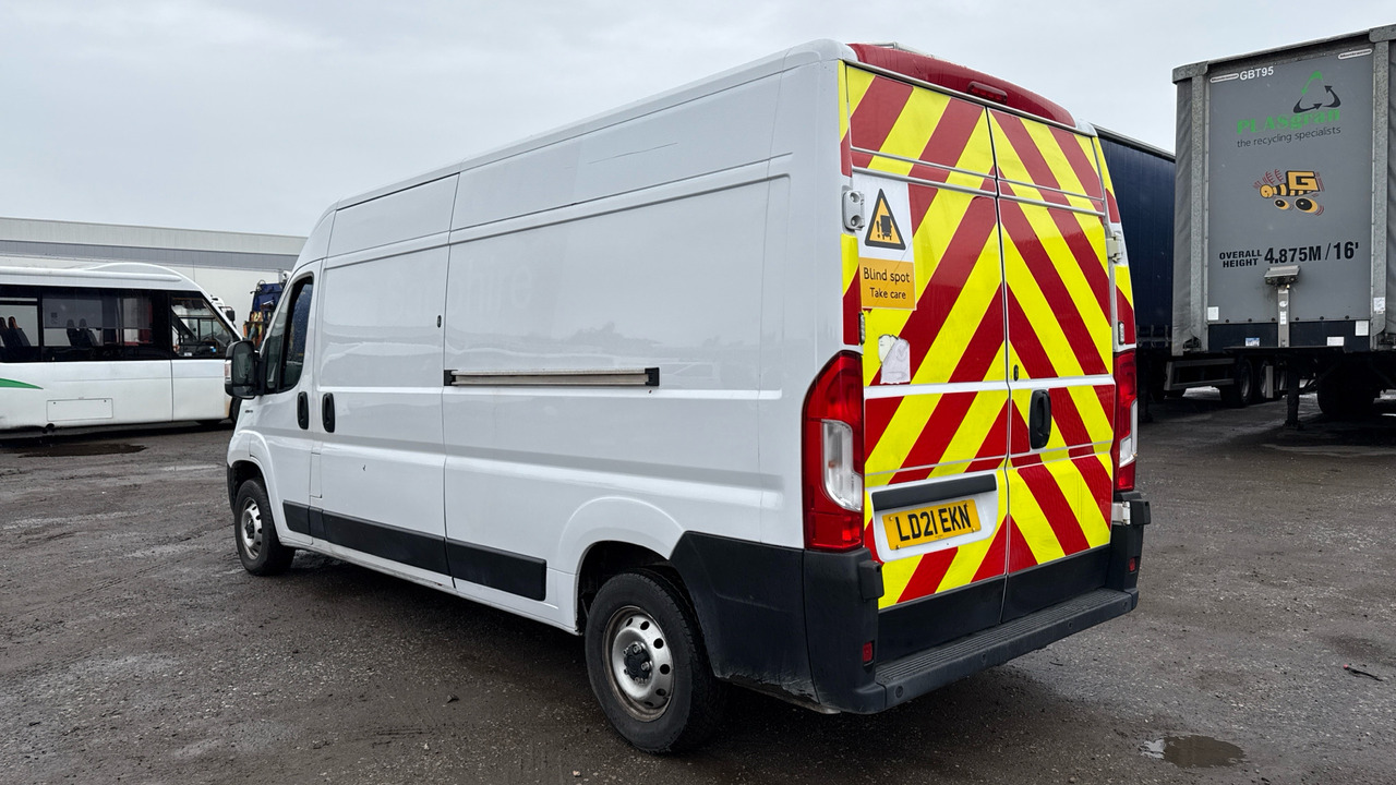 FIAT DUCATO 35 2.3 MULTIJET TECNICO 140PS - Furgone chiuso: foto 3 FIAT DUCATO 35 2.3 MULTIJET TECNICO 140PS - Furgone chiuso: foto 3