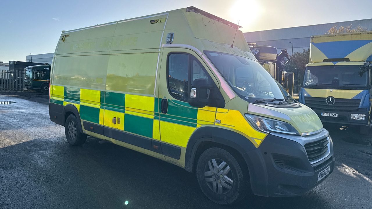 FIAT DUCATO 42 MULTIJET II - Ambulanza: foto 1 FIAT DUCATO 42 MULTIJET II - Ambulanza: foto 1