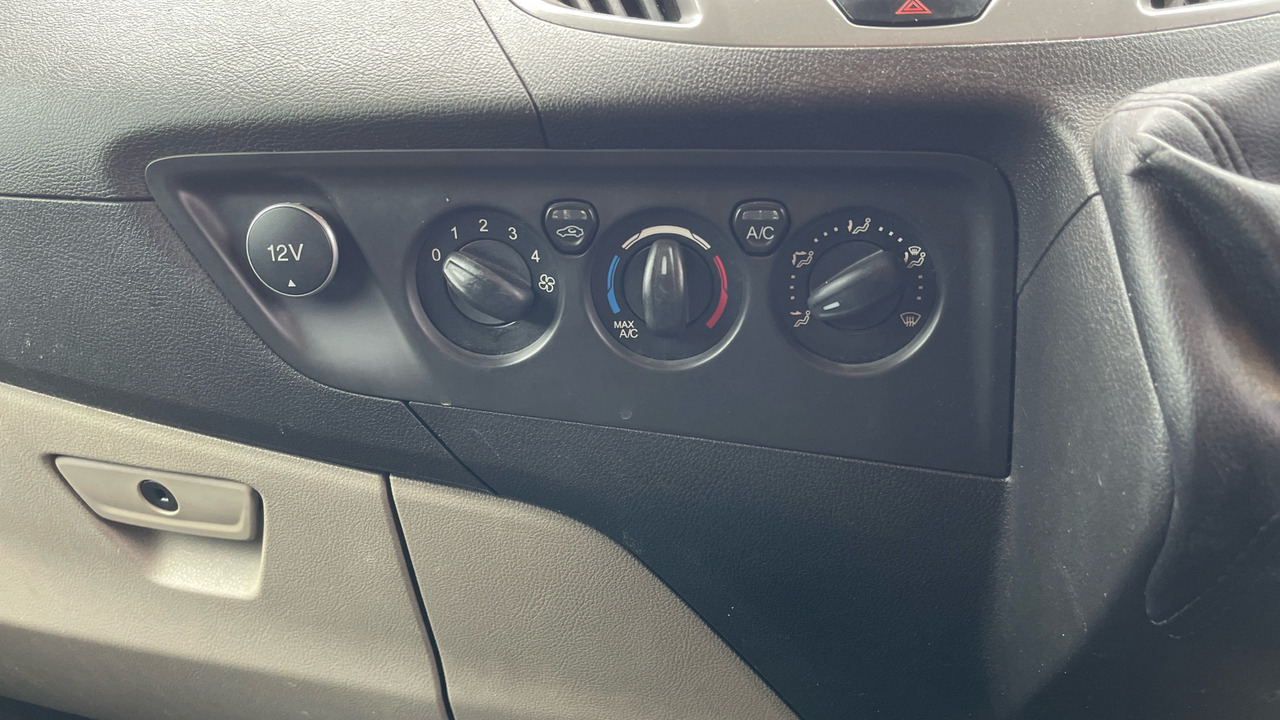 Minibus, Pulmino FORD TOURNEO CUSTOM 310 2.0 TDCI 130PS: foto 9