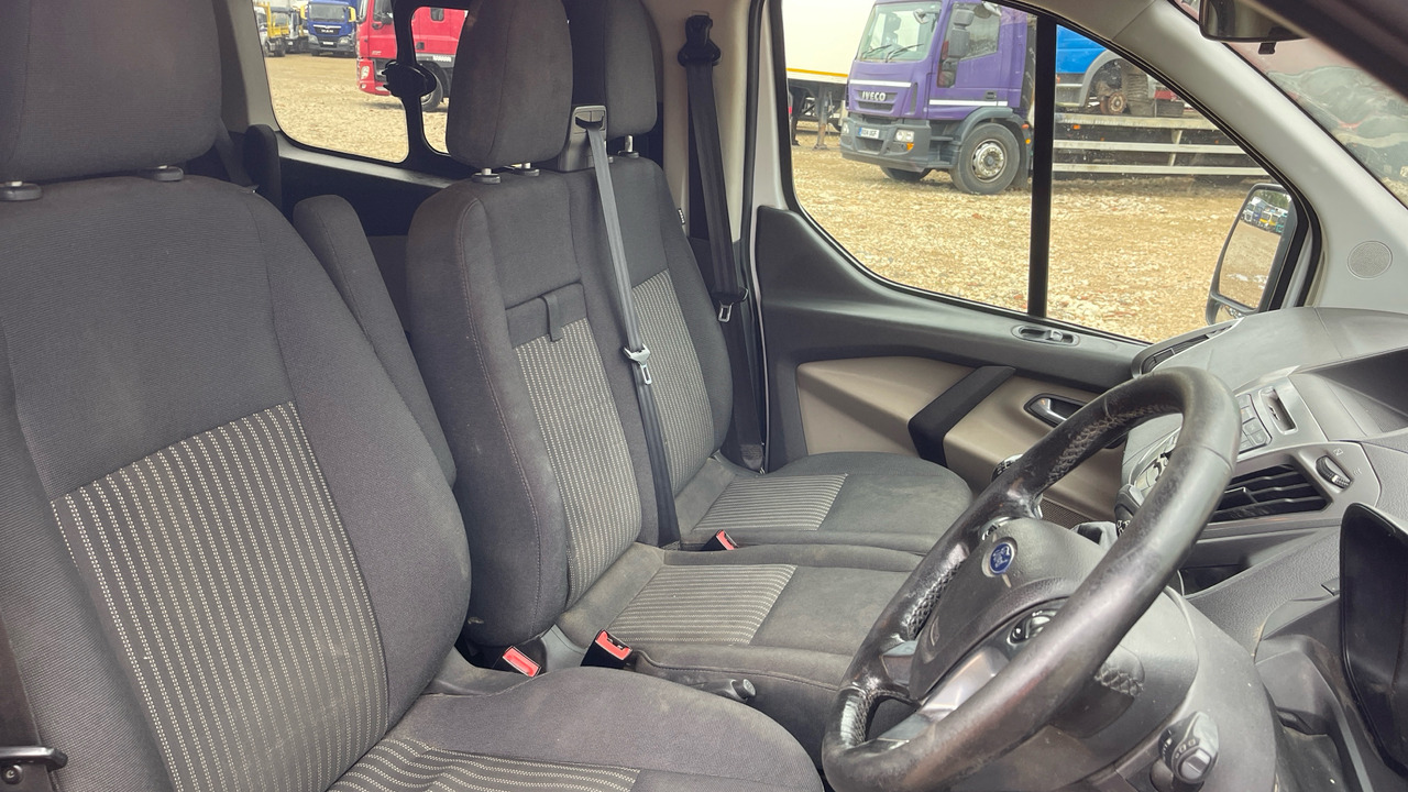 Minibus, Pulmino FORD TOURNEO CUSTOM 310 2.0 TDCI 130PS: foto 8