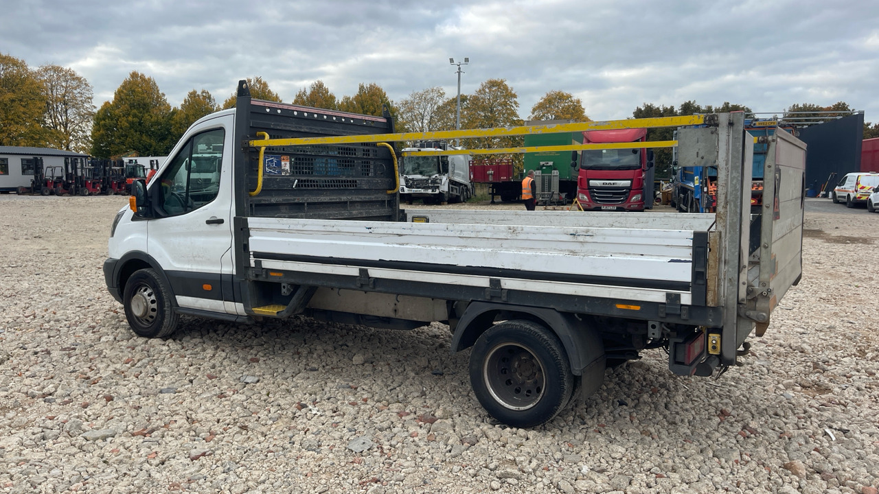 FORD TRANSIT 350 2.0 TDCI 130PS - Furgone con cassone fisso: foto 3 FORD TRANSIT 350 2.0 TDCI 130PS - Furgone con cassone fisso: foto 3