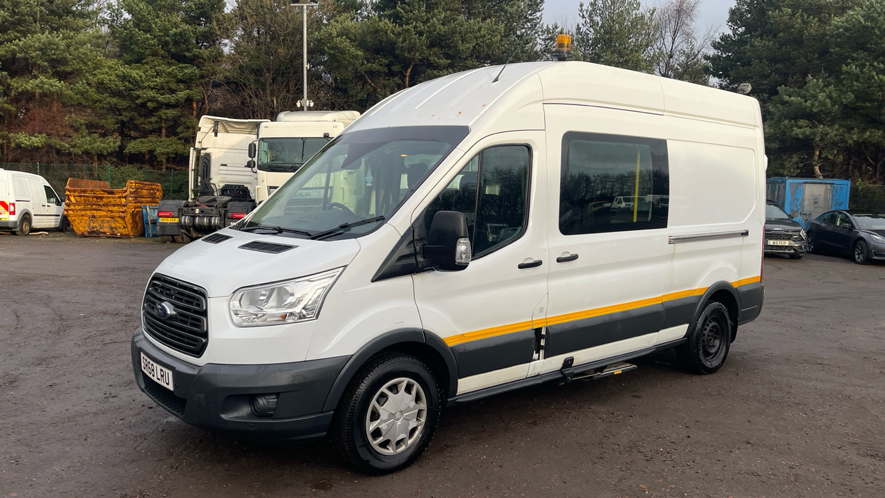 FORD TRANSIT 350 2.0 TDCi 130PS - Furgone chiuso, Veicolo speciale/ Comunale: foto 2 FORD TRANSIT 350 2.0 TDCi 130PS - Furgone chiuso, Veicolo speciale/ Comunale: foto 2