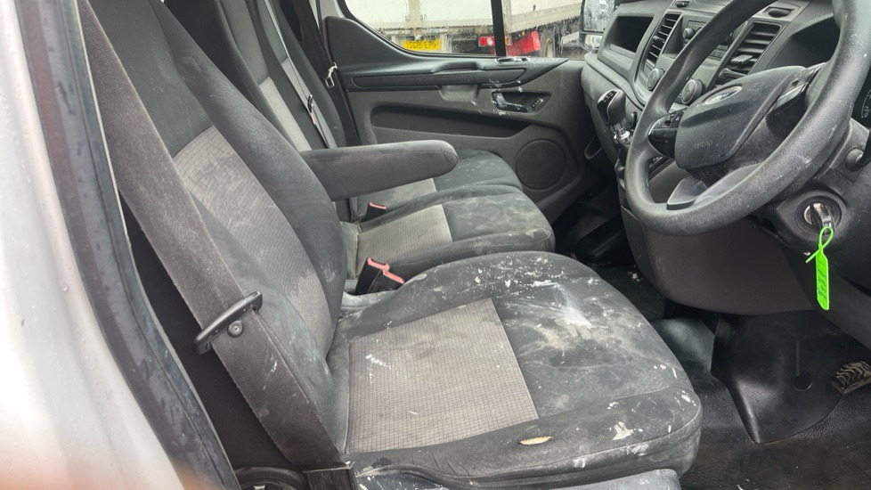 FORD TRANSIT CUSTOM 300 BASE 2.0 TDCI 105PS - Furgone doppia cabina: foto 5 FORD TRANSIT CUSTOM 300 BASE 2.0 TDCI 105PS - Furgone doppia cabina: foto 5