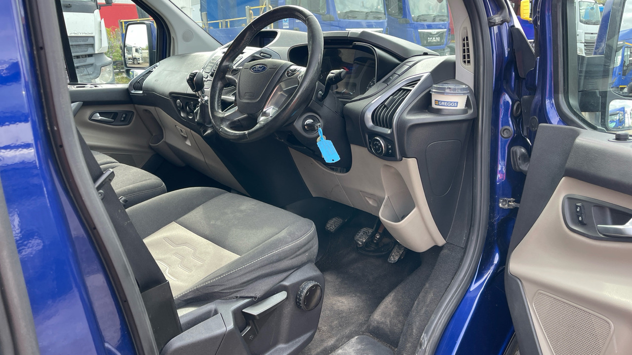 FORD TRANSIT CUSTOM 310 2.0 TDCI 170PS - Furgone doppia cabina: foto 5 FORD TRANSIT CUSTOM 310 2.0 TDCI 170PS - Furgone doppia cabina: foto 5